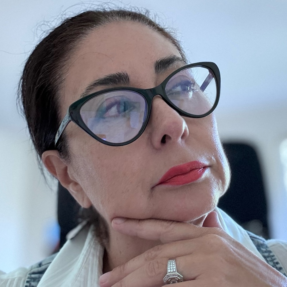 NEW Prescription Glasses with NO prescriptions lenses